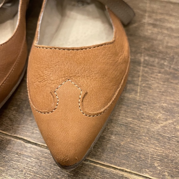 Free People brown suede flats with lace up ties size 40 9.5 womens.  Ballerina. - Picture 2 of 8